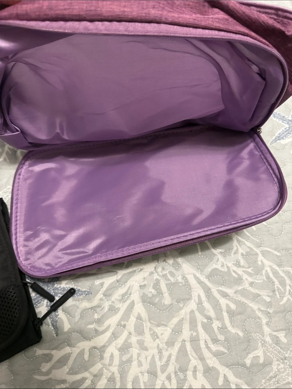 Hanging Black Travel and Toiletry Bag Organizer - Purple